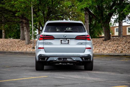 Grey 2026 BMW X5 xDrive40i