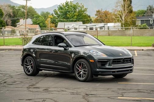 2024 Porsche Macan S