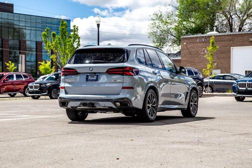 Brooklyn Grey Metallic 2026 BMW X5 PHEV xDrive50e