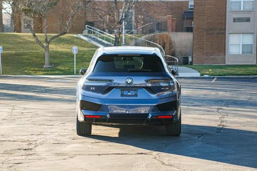 2024 BMW iX xDrive50