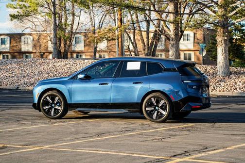 2024 BMW iX xDrive50