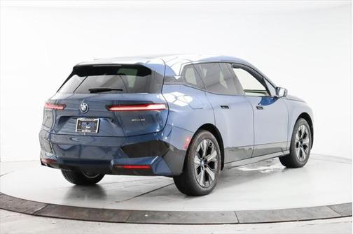 2024 BMW iX xDrive50