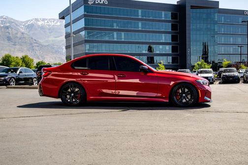 Melbourne Red Metallic 2023 BMW 330 xDrive