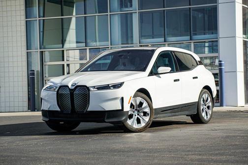 Alpine White 2025 BMW iX xDrive50