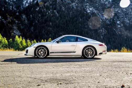 2018 Porsche 911 Carrera T