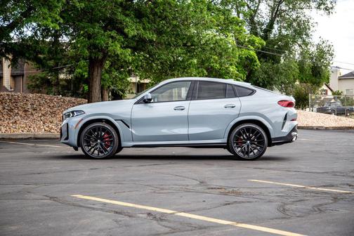 C4p 2027 BMW X6 xDrive40i