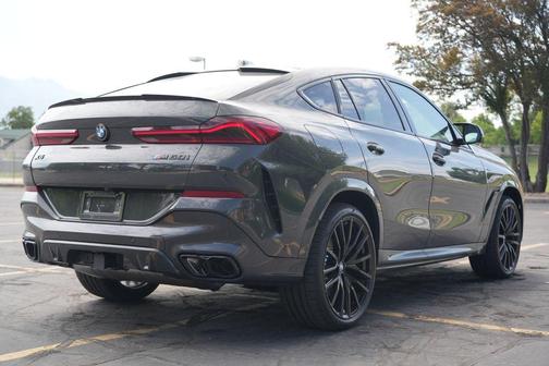 Dravit Grey Metallic 2027 BMW X6 M60i