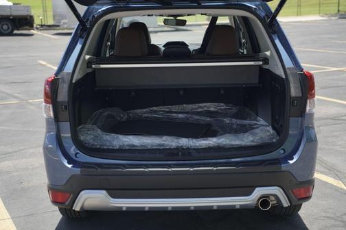 Horizon Blue Pearl 2023 Subaru Forester Touring
