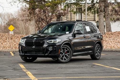 2024 BMW X3 M40i