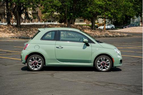 2015 FIAT 500 Sport