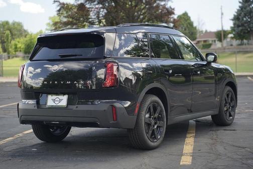 Midnight Black 2027 MINI Countryman Cooper S ALL4