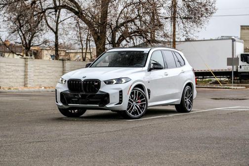 2026 BMW X5 M60i