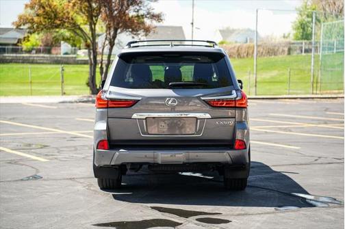 2019 Lexus LX 570 Base