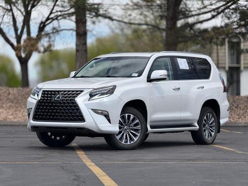 Eminent White Pearl 2023 Lexus GX 460 Luxury