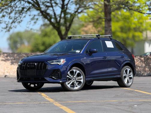 Navarra Blue Metallic 2021 Audi Q3 45 S line Premium Plus