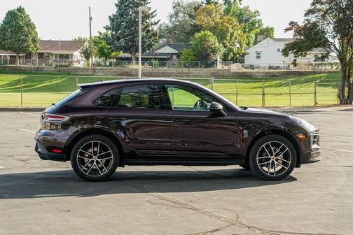 2023 Porsche Macan T
