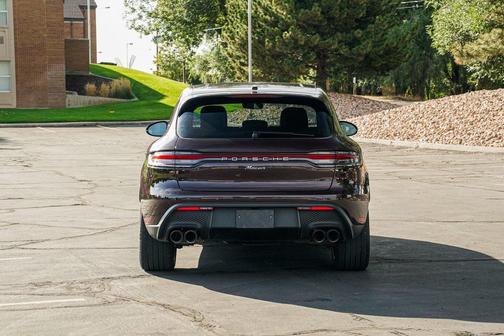 2023 Porsche Macan T