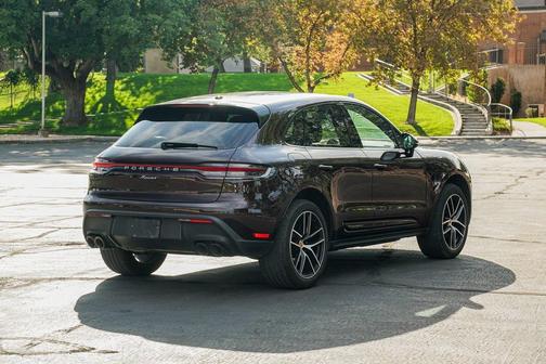 2023 Porsche Macan T