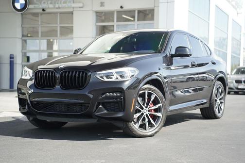 Black Sapphire Metallic 2021 BMW X4 M40i