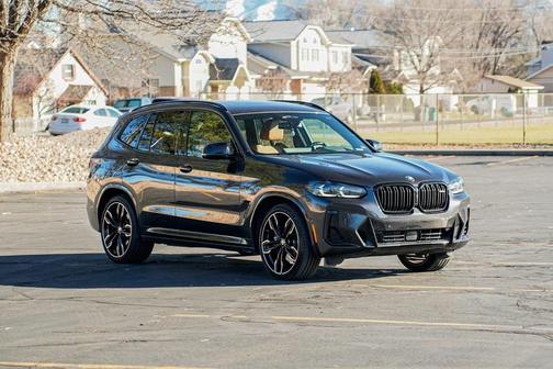 2023 BMW X3 M40i