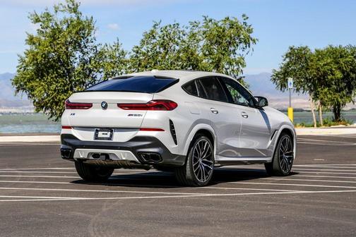 2026 BMW X6 M60i