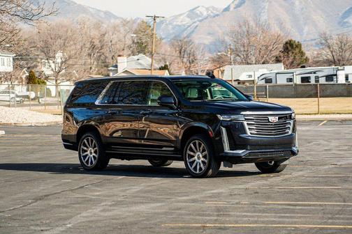 2023 Cadillac Escalade ESV Premium Luxury Platinum