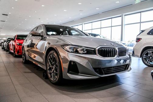 2026 BMW 330 i xDrive