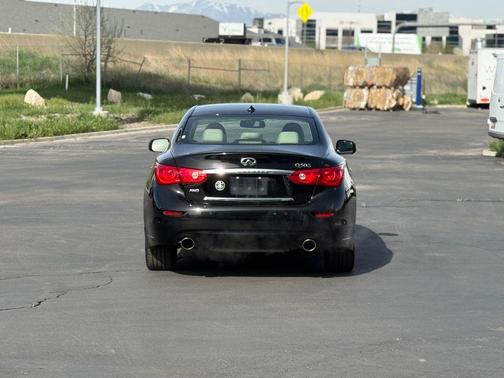 Black Obsidian 2015 INFINITI Q50 Sport