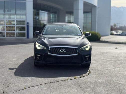 Black Obsidian 2015 INFINITI Q50 Sport