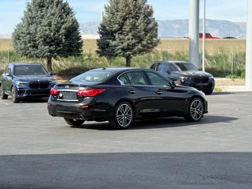 Black Obsidian 2015 INFINITI Q50 Sport