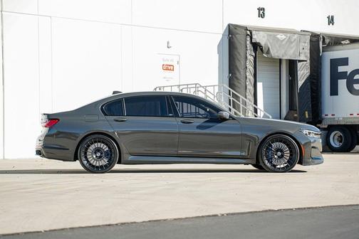 2022 BMW ALPINA B7 xDrive