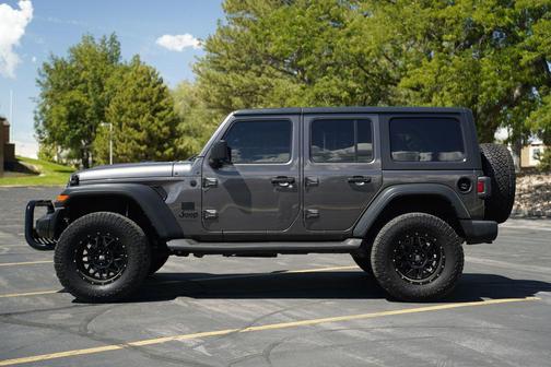 Granite Crystal Metallic Clearcoat 2021 Jeep Wrangler Unlimited Sport Altitude