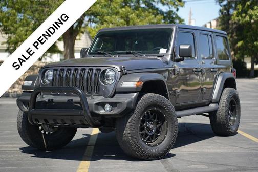 Granite Crystal Metallic Clearcoat 2021 Jeep Wrangler Unlimited Sport Altitude