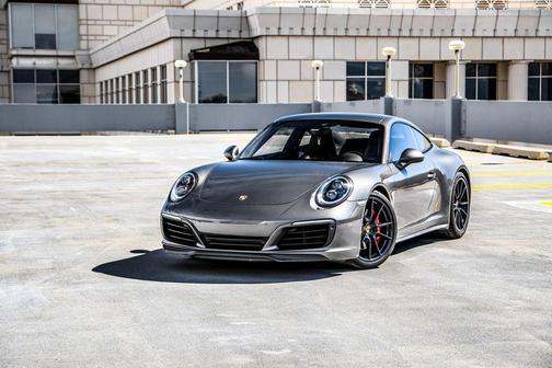 2017 Porsche 911 Carrera 4S