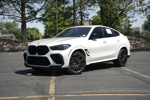 Mineral White Metallic 2022 BMW X6 M Base