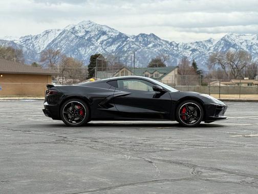 2024 Chevrolet Corvette Stingray w/2LT