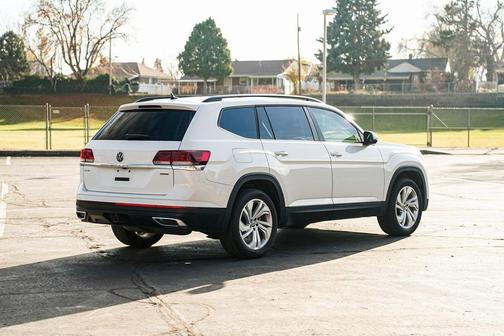 2022 Volkswagen Atlas 3.6L SE w/Technology