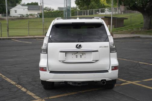 Starfire Pearl 2021 Lexus GX 460 Premium