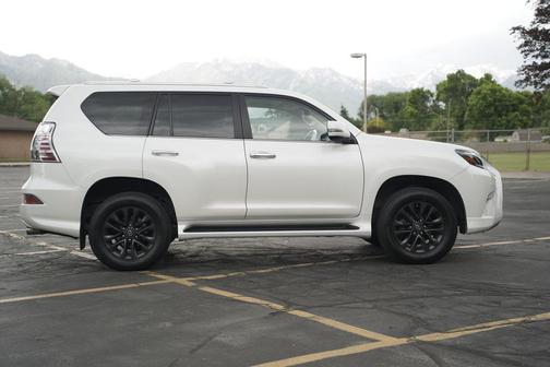 Starfire Pearl 2021 Lexus GX 460 Premium