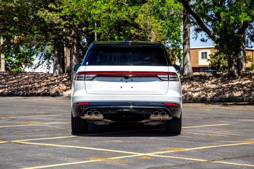 Pristine White Metallic Tri-Coat 2025 Lincoln Aviator Reserve AWD