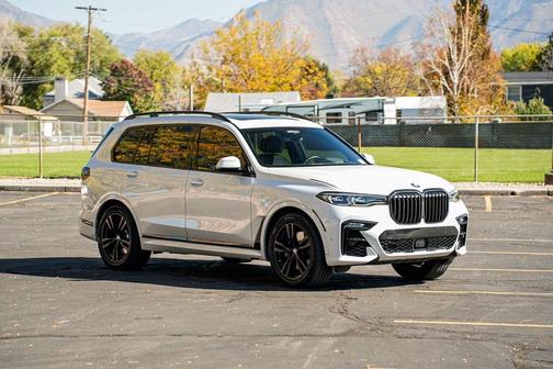 2022 BMW X7 xDrive40i