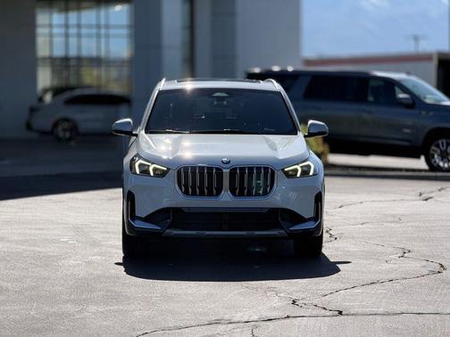 Alpine White 2023 BMW X1 xDrive28i