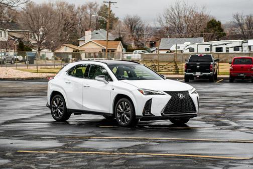 2024 Lexus UX 250h F Sport