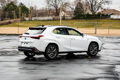 2024 Lexus UX 250h F Sport