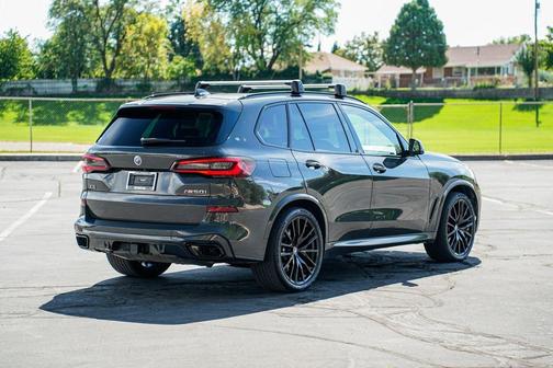 2023 BMW X5 M50i