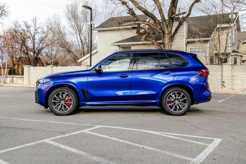 2026 BMW X5 M60i