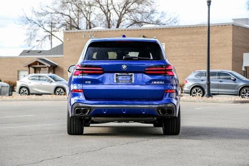 2026 BMW X5 M60i