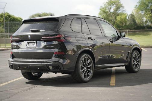 Black Sapphire Metallic 2026 BMW X5 xDrive40i