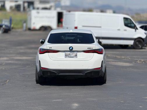 Alpine White 2023 BMW i4 Gran Coupe eDrive35