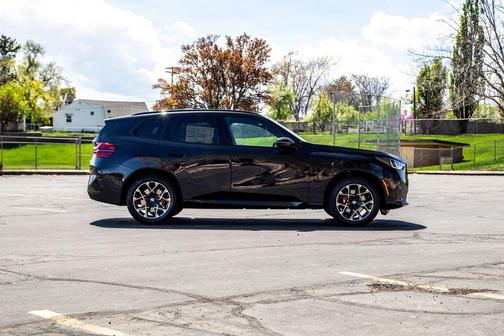 Black Sapphire Metallic 2026 BMW X3 30 xDrive